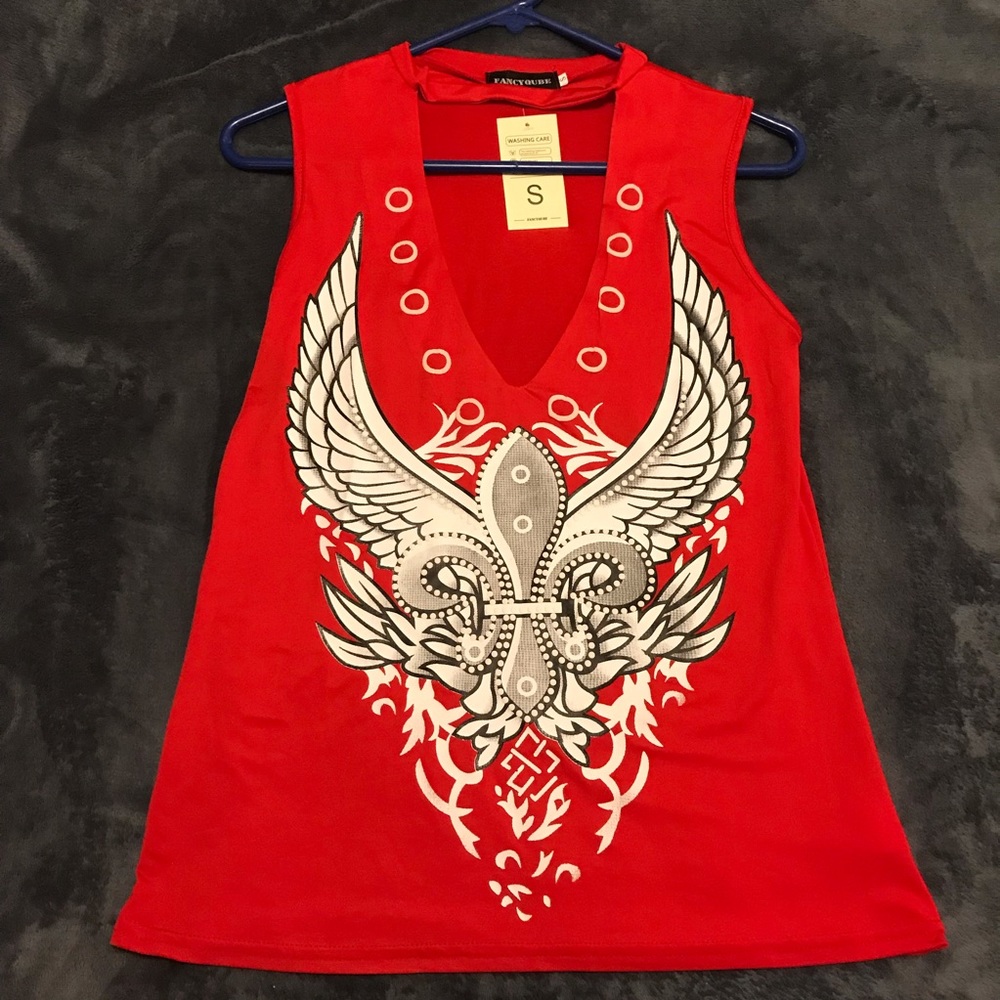 Red Tank. NWT